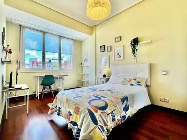 Habitación en Avenida del Ferrocarril, Basurtu