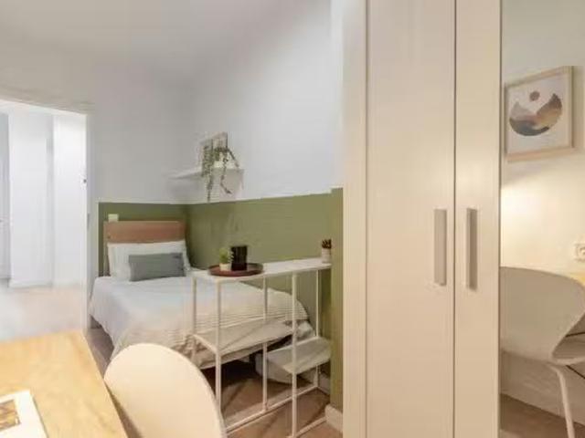 Habitación en Avenida Felipe II, Goya