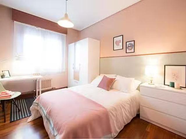 Habitación en Avenida Lehendakari Aguirre, San Pedro de Deustu.