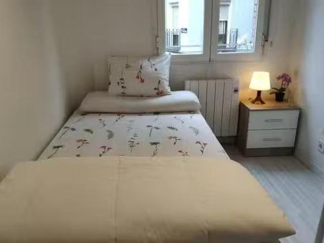 Habitación en Avenida Peña Prieta, Numancia