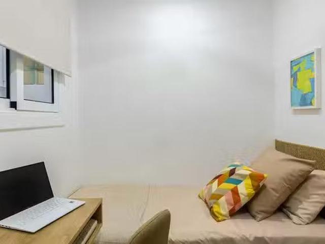Habitación en Avinguda de Madrid
