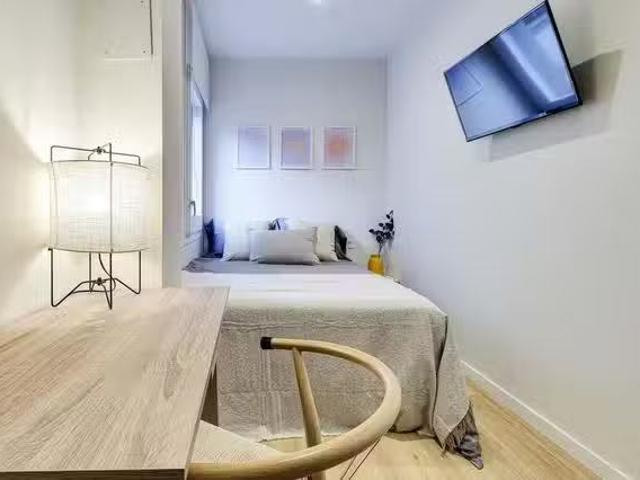 Habitación en Avinguda de les Drassanes