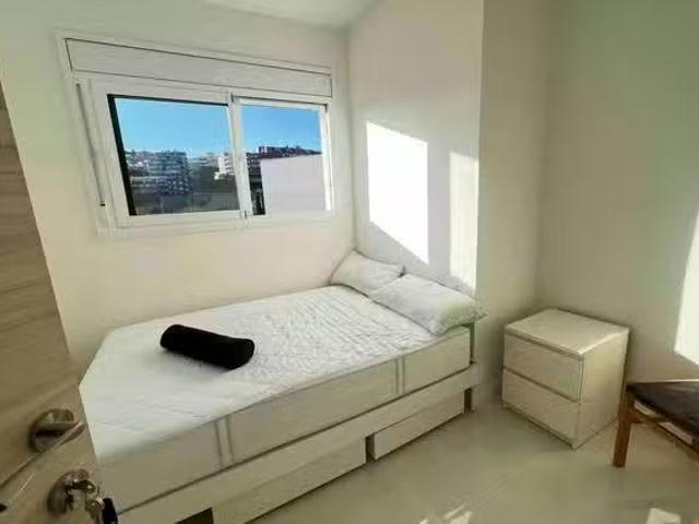 Habitación en Avinguda del Cardenal Vidal i Barraquer, La Vall.