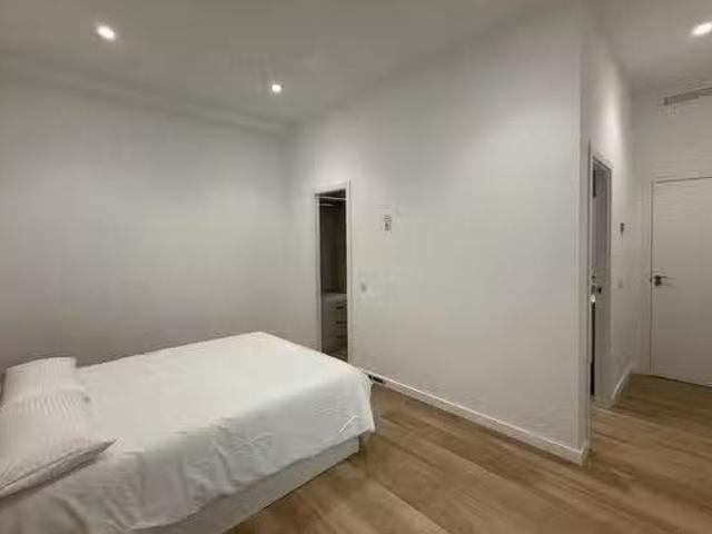 Habitación en Avinguda del Marqués de Sotelo, Ciutat Vella