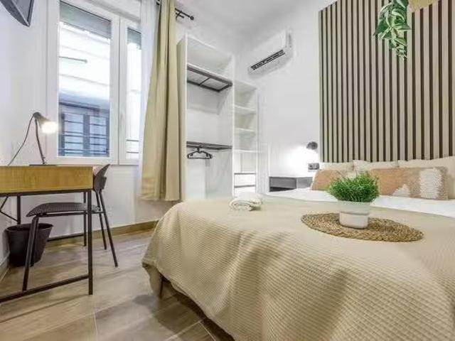 Habitación en Avinguda del Marqués de Sotelo, Ciutat Vella