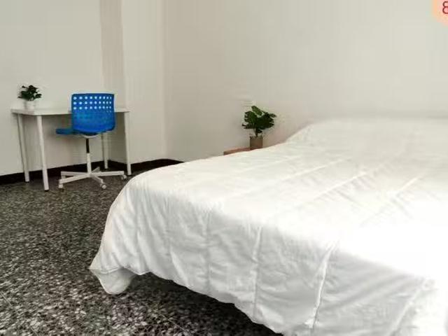 Habitación en Avinguda del Rei en Jaume