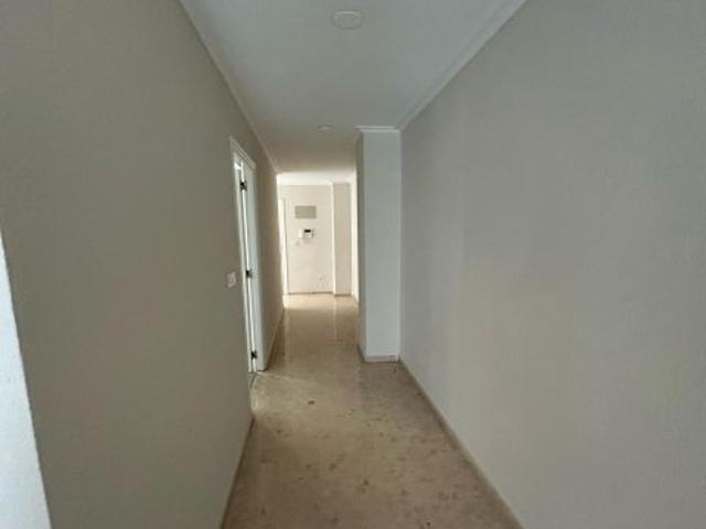 ¡HABITACIÓN EN ALQUILER ALTABIX!