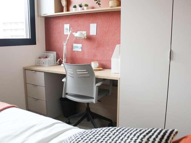 Habitación en alquiler cerca de la UPNA, Pamplona