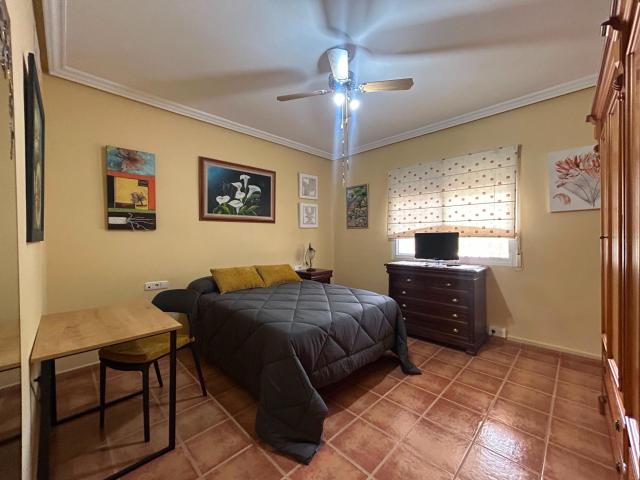 Habitación en alquiler con baño privado en Molina de Segura