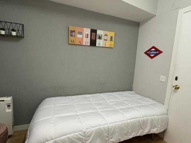 Habitación en alquiler en Madrid, Calle del Panizo, 28039