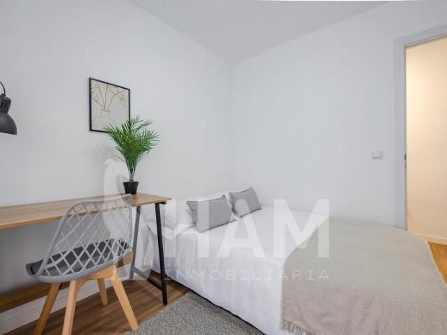 Habitación en alquiler en Madrid, Comillas