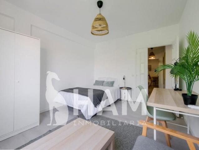 Habitación en alquiler en Madrid, Concepcion