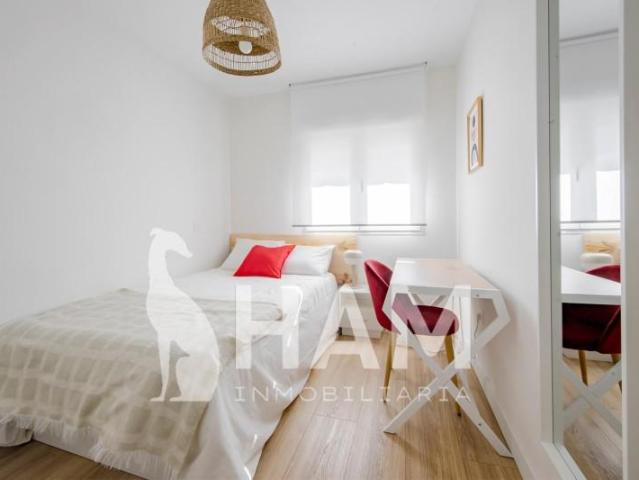 Habitación en alquiler en Madrid, Opañel