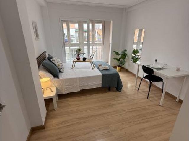 Habitación en alquiler en Alcalá de Henares, Madrid