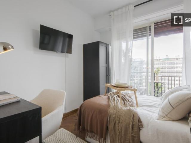 Habitación en alquiler en Almenara, Madrid