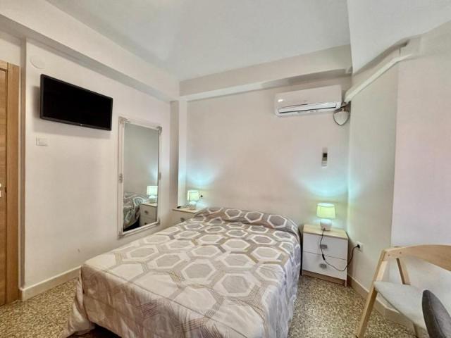 Habitación en alquiler en Alzira, Alquenencia