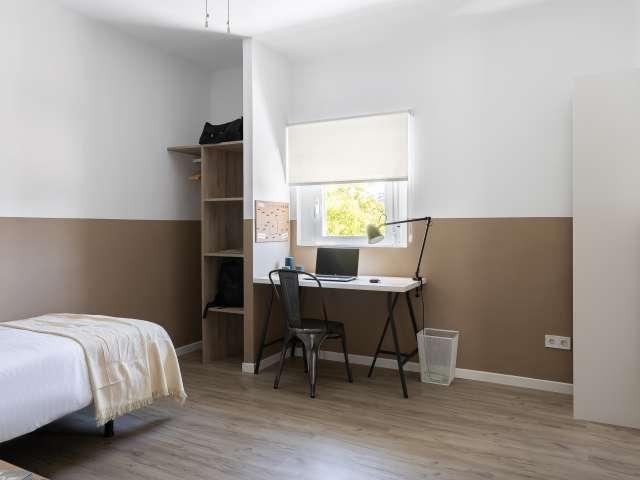 Habitación en alquiler en apartamento de 3 dormitorios en Getafe, Madrid