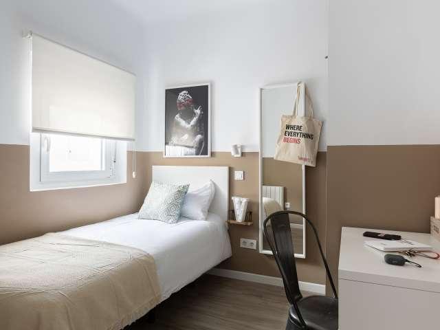 Habitación en alquiler en apartamento de 3 dormitorios en Getafe, Madrid