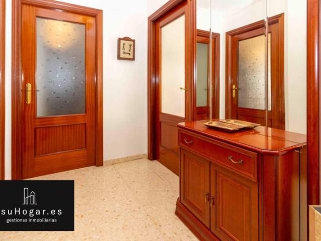 Habitación en alquiler en Badajoz, Ciudad Jardín