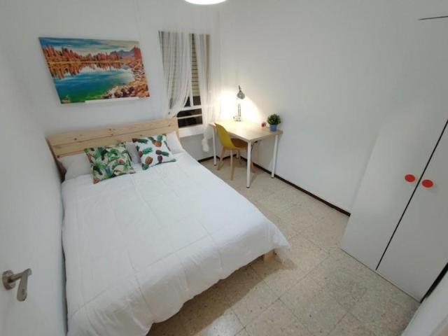 Habitación en alquiler en Granada, Calle Mayor, 18011