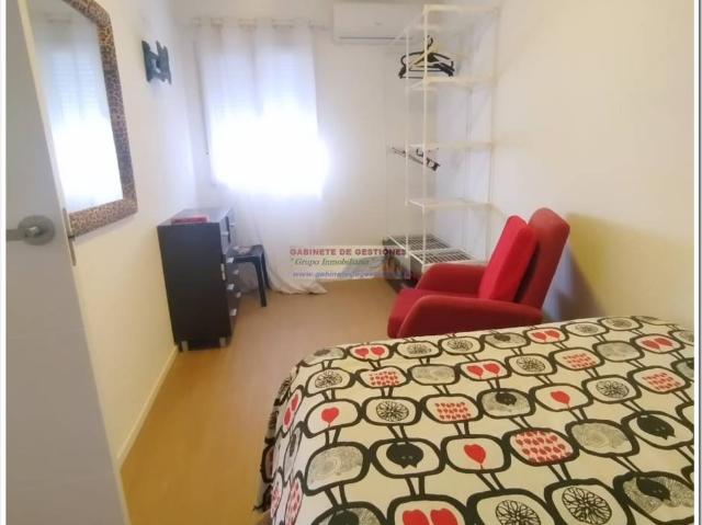 Habitacion en alquiler en La Milagrosa La Estrella San Antón 02001