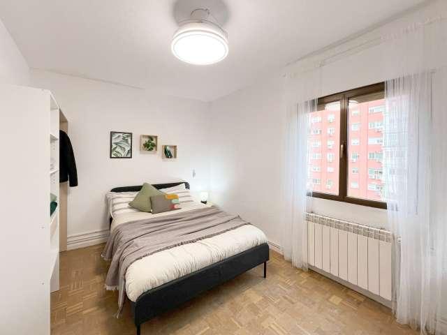 Habitación en alquiler en Pueblo Nuevo, Madrid