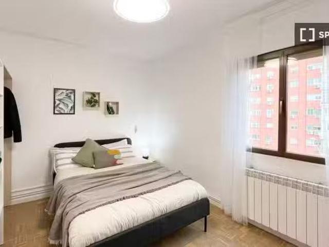 Habitación en alquiler en Pueblo Nuevo, Madrid