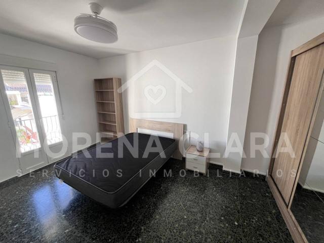 HABITACIÓN EN ALQUILER EN PISO COMPARTIDO