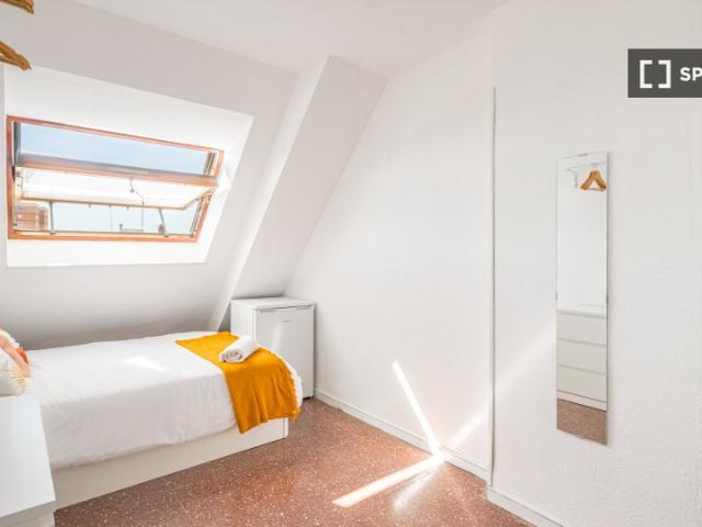 Habitación en alquiler en piso compartido en Madrid