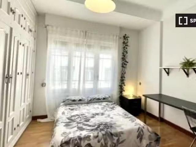 Habitación en alquiler en piso compartido, Goya, Madrid