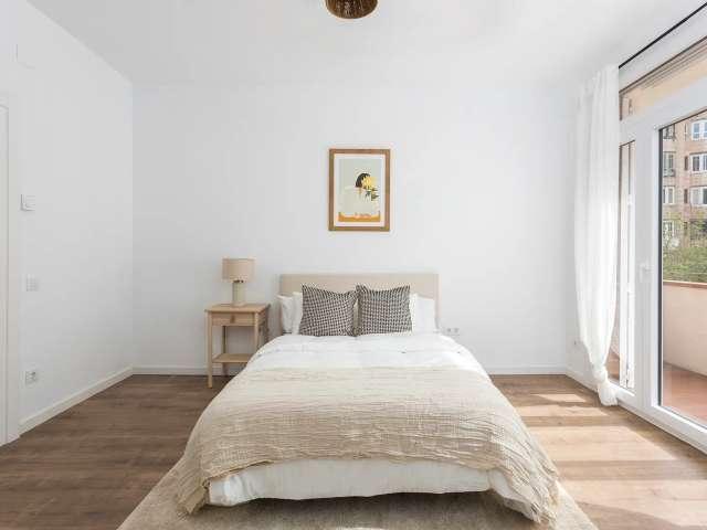 Habitación en alquiler en piso de 6 habitaciones en L'Eixample
