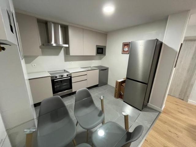 Habitación en alquiler en Ponferrada, Calle General Gómez Núñez, 24402