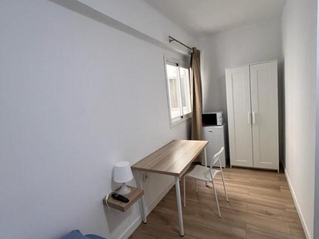 Habitación en alquiler en Santa Cruz de Tenerife, Calle Granados, 38007