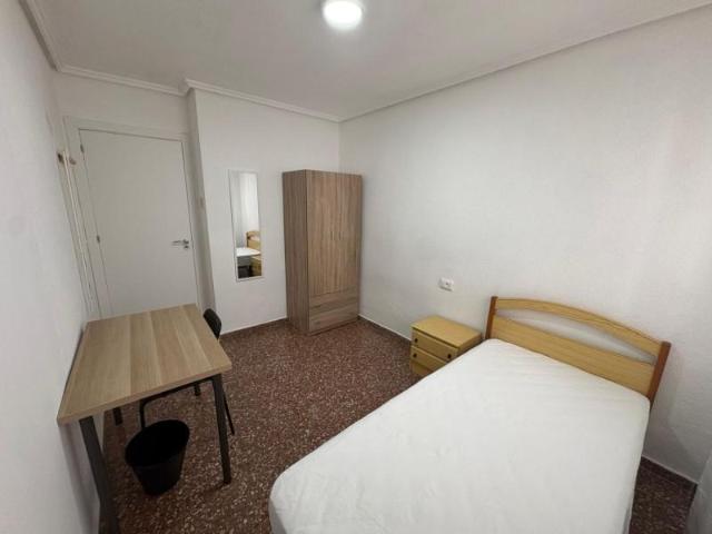 Habitación en alquiler en Torrent, El Vedat