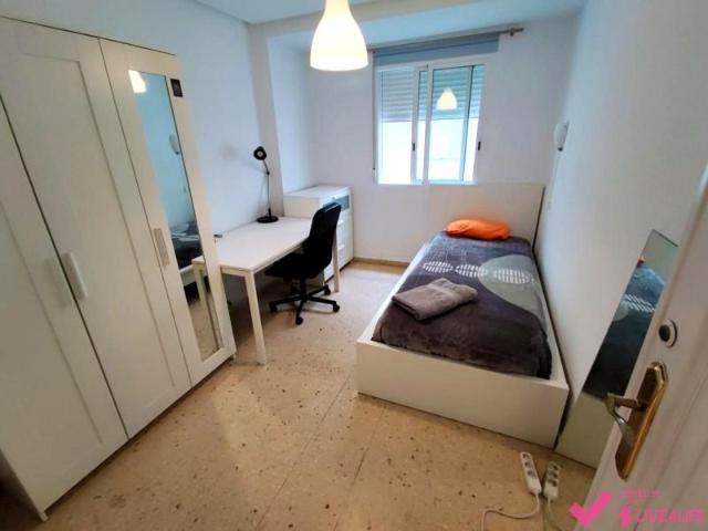 Habitación en alquiler en Valencia, Avinguda de Valladolid, 46020