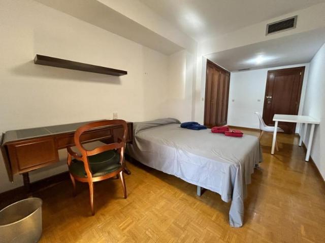 Habitación en alquiler en Valencia, Algiros