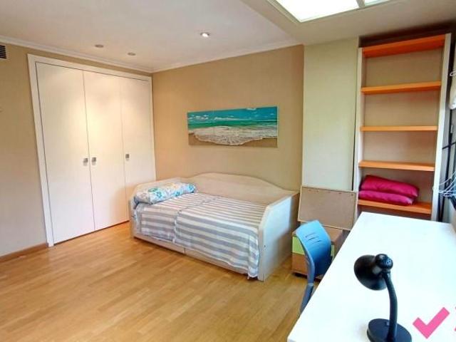 Habitación en alquiler en Valencia, Carrer de Gorgos, 46021
