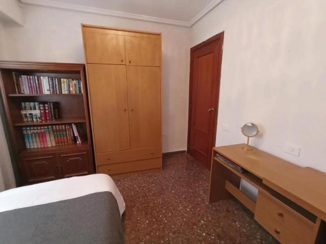 Habitación en alquiler en Valencia, Carrer de Sant Vicent Màrtir, 46007