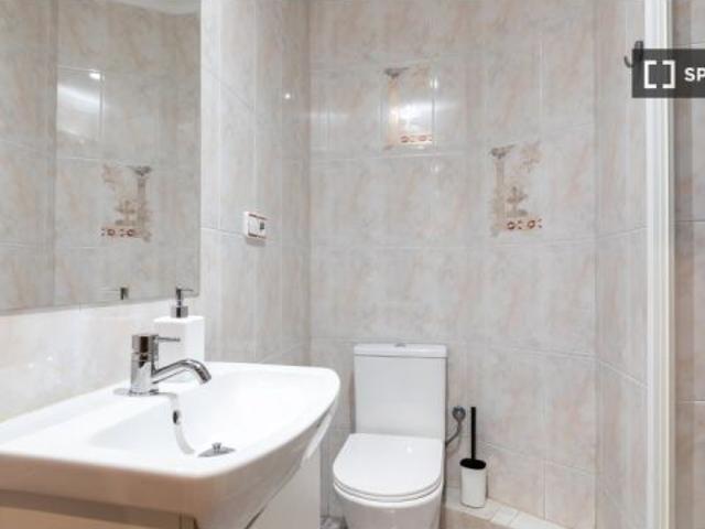 Habitación en Alquiler en Valencia de las Torres, Valencia