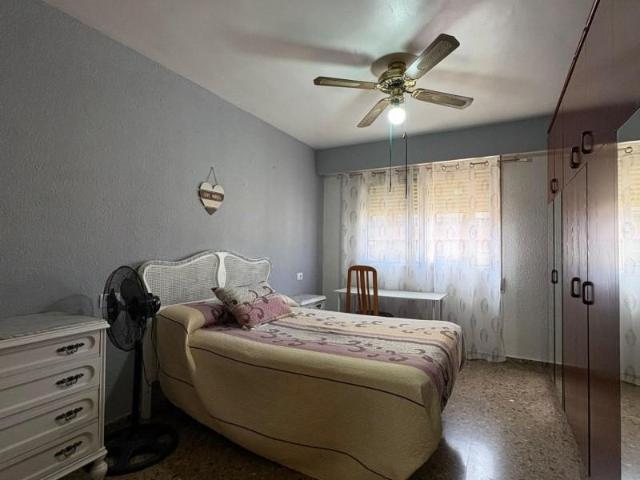 Habitación en alquiler en Valencia, L´Illa Perduda Isla Perdida