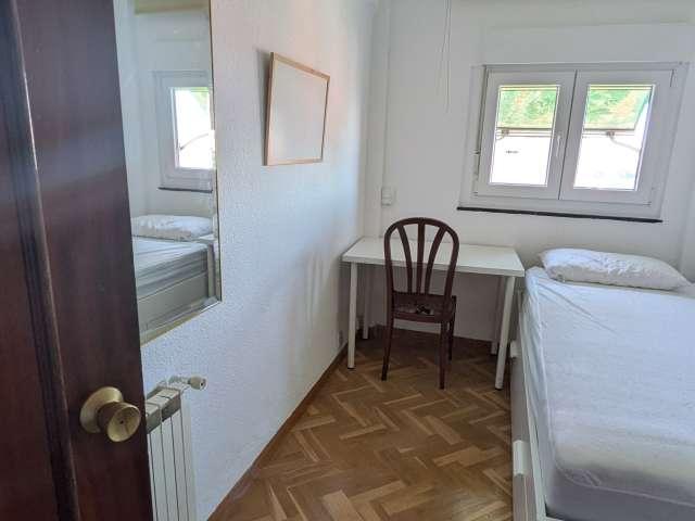 Habitación en alquiler en Ventas, Madrid