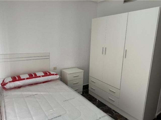 HABITACION EN ALQUILER PARA ESTUDIANTES