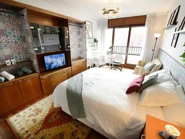 Habitación en Amadeo Deprit Kalea, Iturrialde