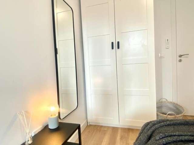 Habitación en apartamento compartido de 5 habitaciones, Goya
