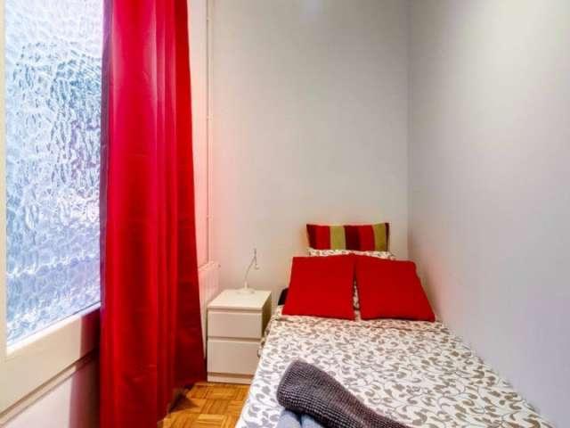 Habitación en apartamento de 10 habitaciones en el Eixample Esquerra, Barcelona
