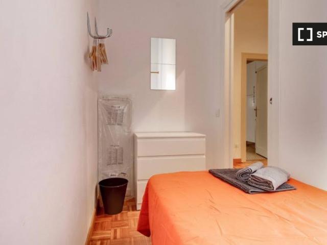 Habitación en apartamento de 10 habitaciones en el Eixample Esquerra, Barcelona