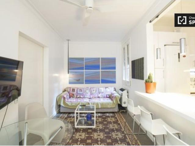 Habitación en apartamento de 3 dormitorios en Eixample Dreta, Barcelona