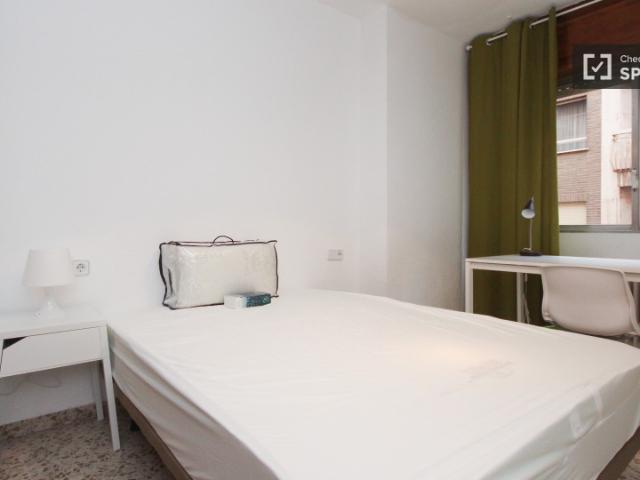 Habitación en apartamento de 5 habitaciones, Camino de Ronda, Granada
