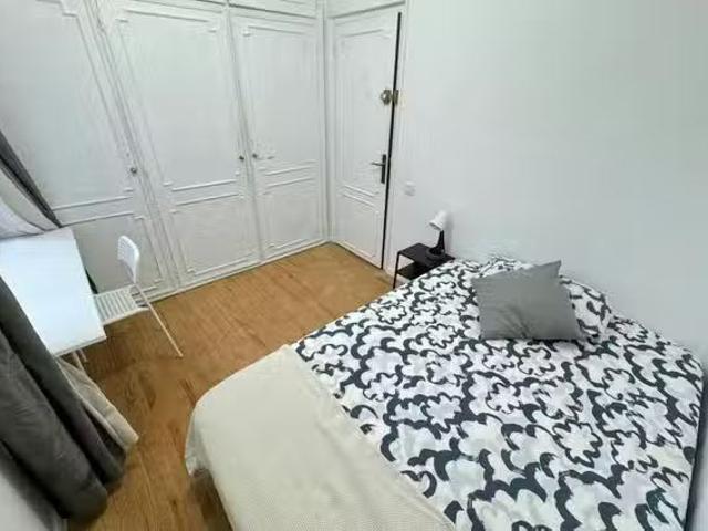 Habitación en Areiltza Doktorearen Zumarkalea, Abando