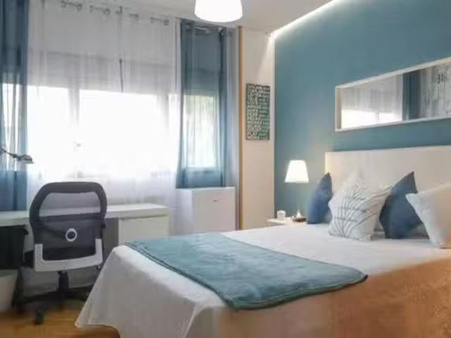 Habitación en Bulevar de Indalecio Prieto, Valdebernardo
